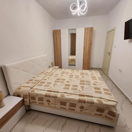 Nevi Apartment Tirana Bagian luar foto